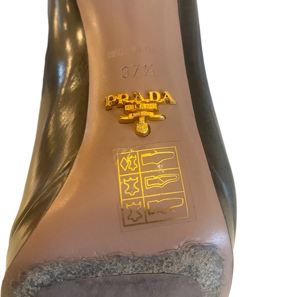 PRADA Gray Patent Leather Heels size 37 1/2 - Picture 10 of 11